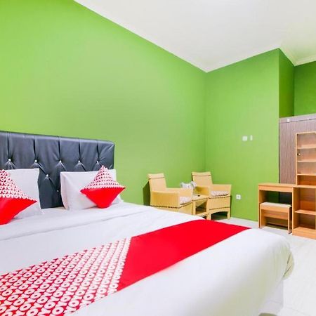 Hotel Oyo 1014 Bettah Coba 2 Sukabumi Exterior foto