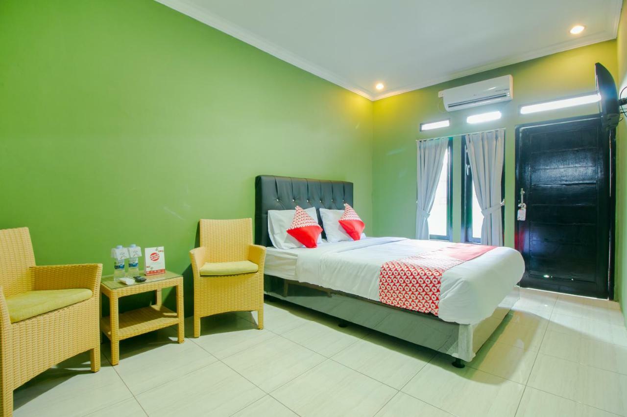 Hotel Oyo 1014 Bettah Coba 2 Sukabumi Exterior foto