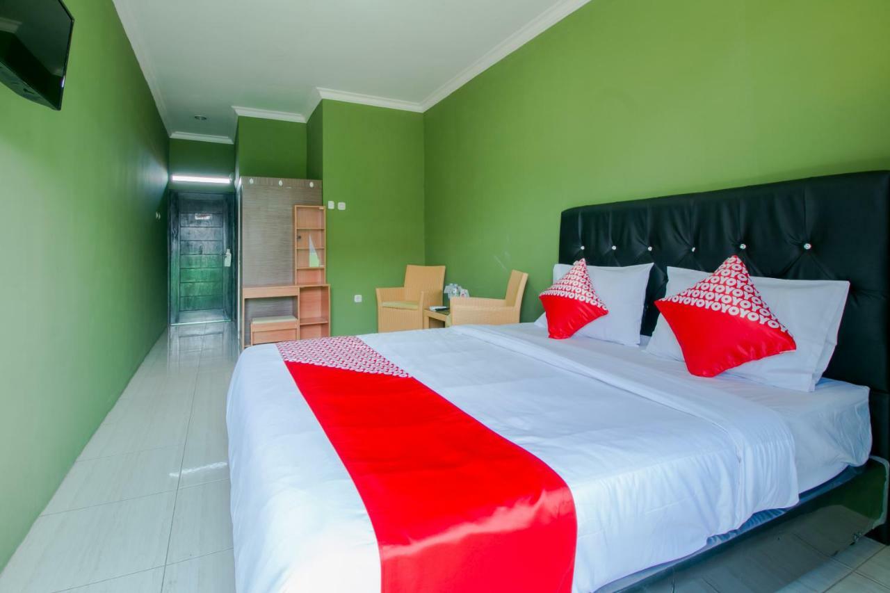 Hotel Oyo 1014 Bettah Coba 2 Sukabumi Exterior foto