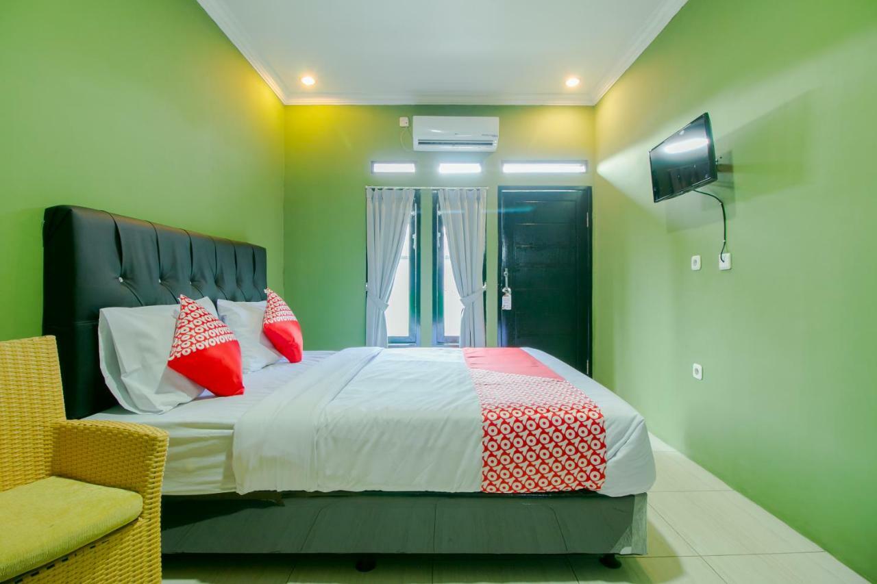 Hotel Oyo 1014 Bettah Coba 2 Sukabumi Exterior foto